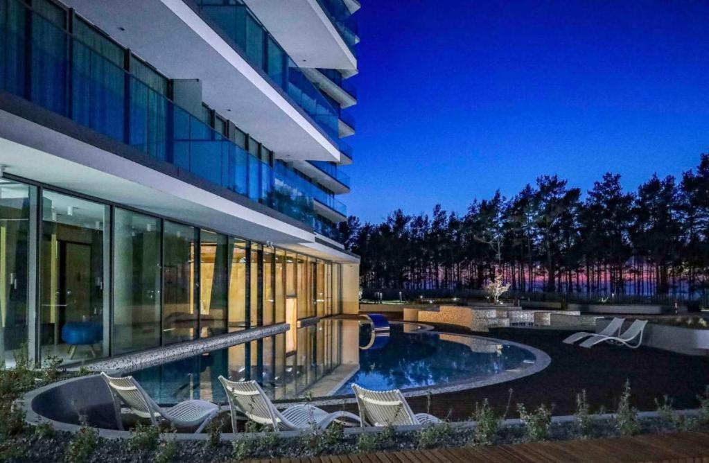 Wave Private Apartament - Sea View Miedzyzdroje Bagian luar foto